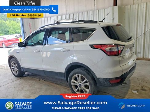 Used 2017 Ford Escape SE w/ Equipment Group 201A AWD/4WD image 3