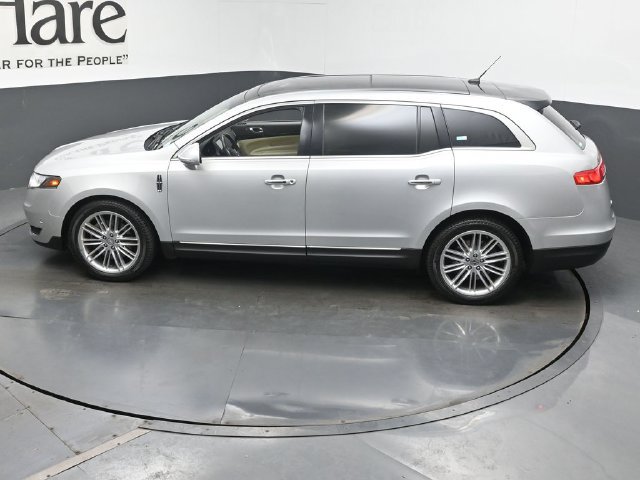 Used 2019 Lincoln MKT AWD image 53
