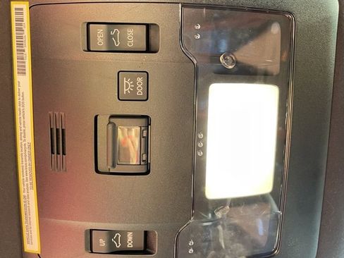 Used 2021 Lexus RC 350 F Sport image 19