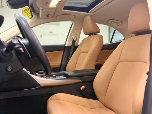 Used 2020 Lexus IS 300 AWD w/ Premium Package image 13