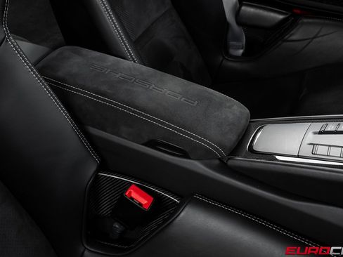 Used 2019 Porsche 911 GT3 RS image 38