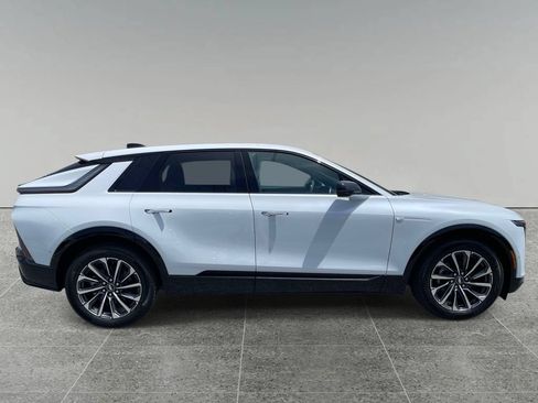 New 2026 Cadillac Lyriq Premium Sport AWD/4WD image 6