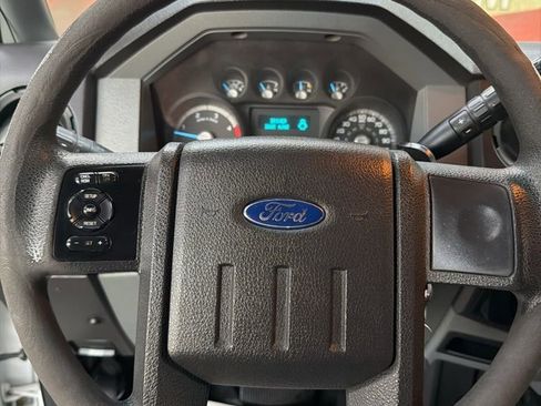 Used 2014 Ford F550 4x4 Crew Cab Super Duty image 24