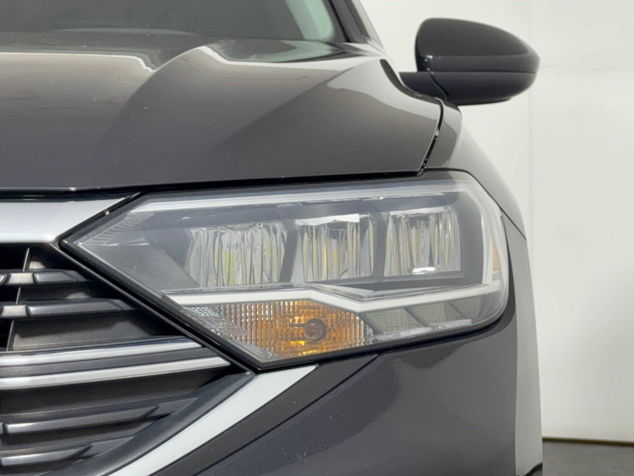 Used 2023 Volkswagen Jetta SE FWD image 12