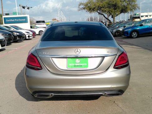 Used 2019 Mercedes-Benz C 300 4MATIC Sedan w/ Premium Package image 9