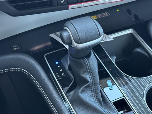 Certified 2026 Toyota Sienna XSE FWD image 22