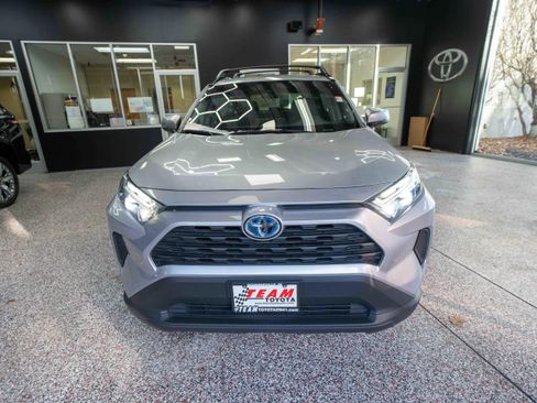 Used 2023 Toyota RAV4 XLE image 6