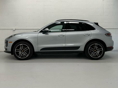 Used 2021 Porsche Macan AWD/4WD image 3