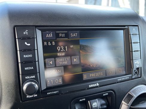 Used 2017 Jeep Wrangler Unlimited Sport image 37