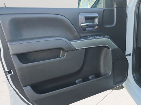 Used 2018 Chevrolet Silverado 1500 LT w/ Trailering Package AWD/4WD image 12