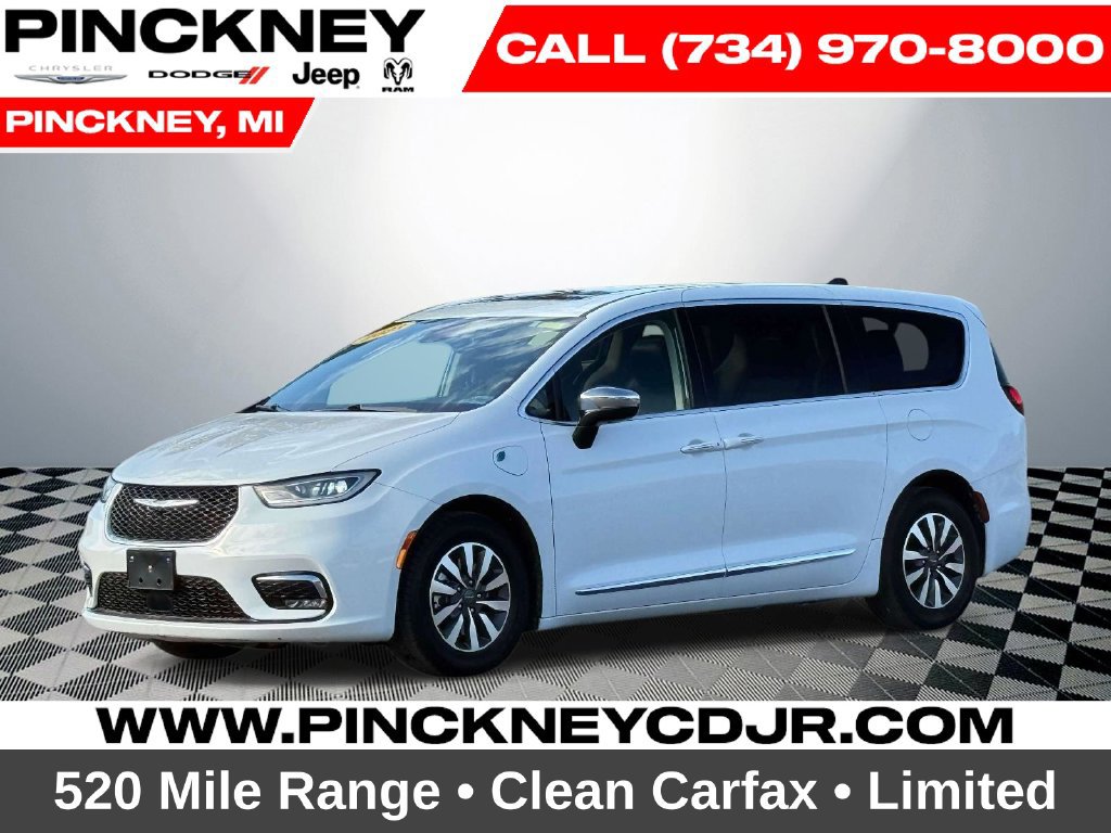 Used 2023 Chrysler Pacifica Limited FWD image 1