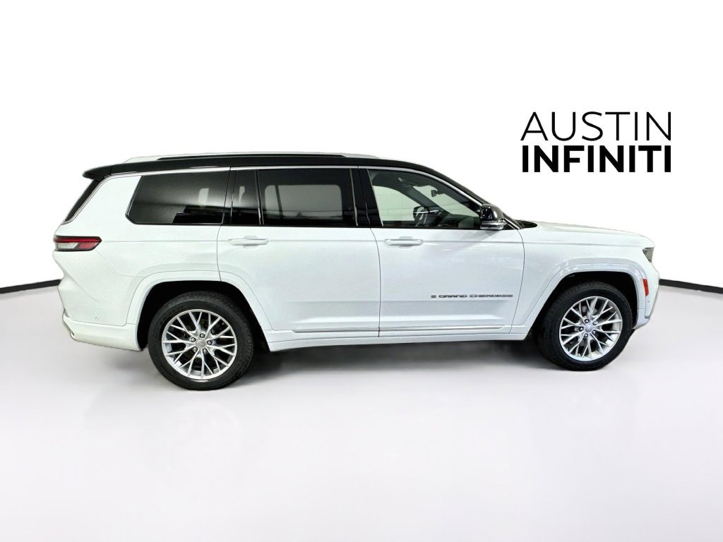 Used 2023 Jeep Grand Cherokee L Summit w/ Luxury Tech Group V AWD/4WD image 8