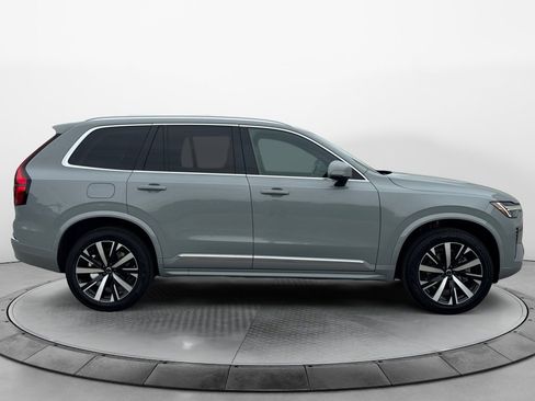 New 2026 Volvo XC90 B5 Core w/ Protection Package Premier AWD/4WD image 8