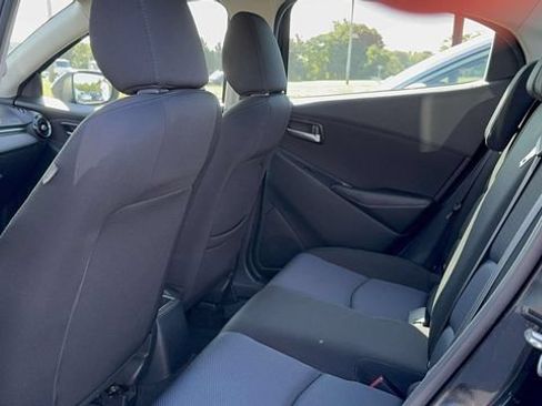 Used 2017 Toyota Yaris iA FWD image 41