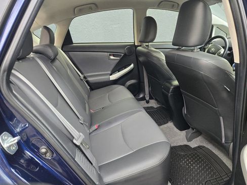 Used 2013 Toyota Prius Four FWD image 17