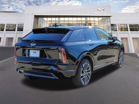 Used 2026 Cadillac Optiq Sport 1 AWD/4WD image 4