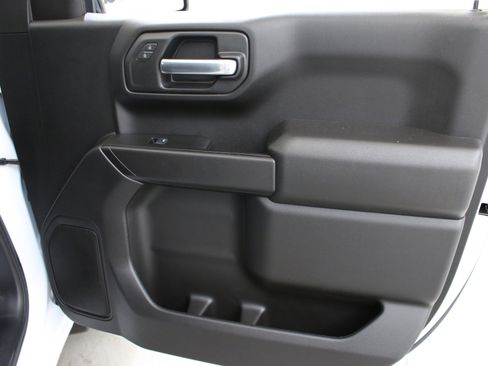 Used 2025 GMC Sierra 1500 Pro w/ Pro Value Package image 29