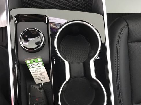 New 2026 Chevrolet Equinox LT w/ Convenience Package II image 28