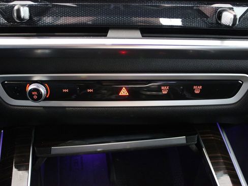 Used 2026 BMW X5 xDrive40i w/ Executive Package image 8