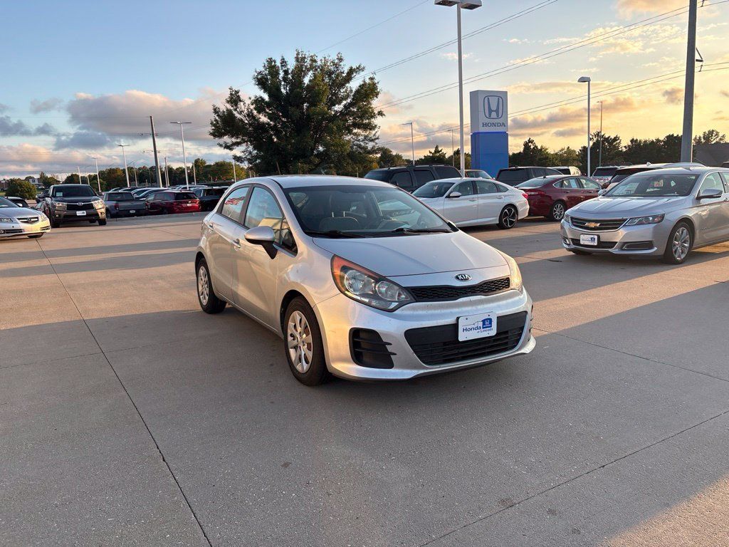 Used 2016 Kia Rio LX w/ Power Package FWD image 3