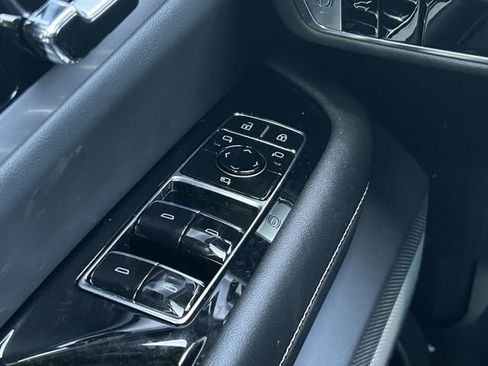 New 2026 Cadillac Vistiq Luxury image 24