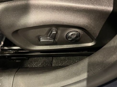 Used 2021 Jeep Renegade Latitude AWD/4WD image 14