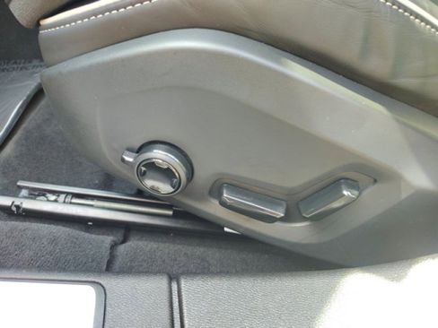 Used 2024 Volvo S60 B5 Plus image 12