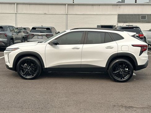 Certified 2025 Chevrolet Trax ACTIV w/ Driver Confidence Package FWD image 2