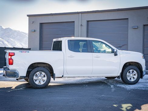 Used 2020 Chevrolet Silverado 1500 LT image 7