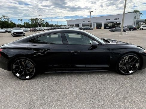 New 2026 Audi RS e-tron GT performance AWD/4WD image 4