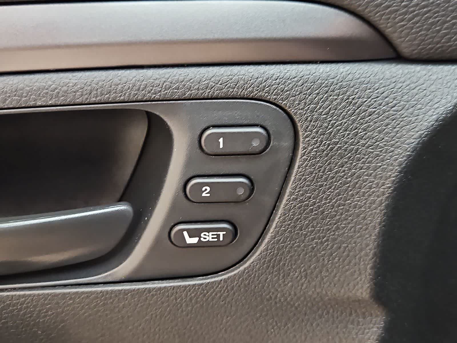Certified 2024 Honda Passport EX-L image 18