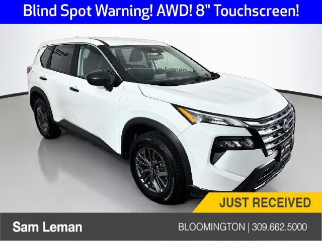 Used 2025 Nissan Rogue S AWD/4WD image 1