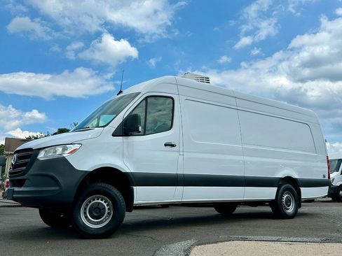 Used 2019 Mercedes-Benz Sprinter 4x4 170 image 1