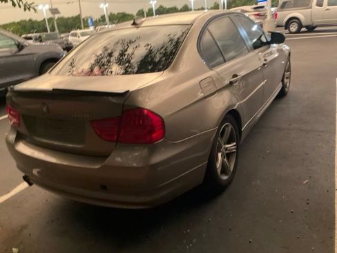 Used 2011 BMW 328i Sedan RWD image 5