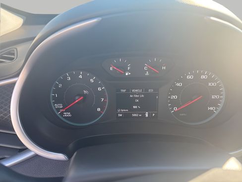 Used 2025 Chevrolet Malibu RS FWD image 15