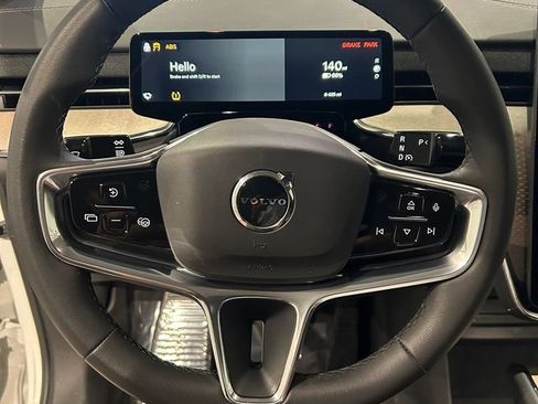 Used 2025 Volvo EX90 Ultra AWD/4WD image 16