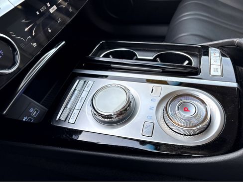 Used 2023 Genesis G80 2.5T image 12