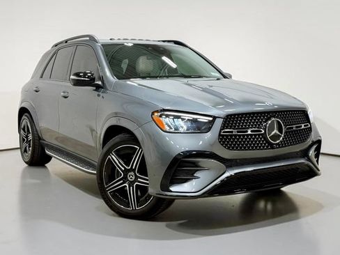 Used 2024 Mercedes-Benz GLE 450e 4MATIC image 5