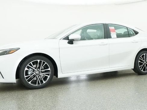 New 2026 Toyota Camry XLE image 21