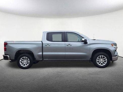 Used 2024 Chevrolet Silverado 1500 LT AWD/4WD image 2