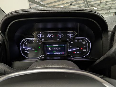 Used 2020 GMC Sierra 1500 SLT w/ SLT Premium Plus Package AWD/4WD image 32