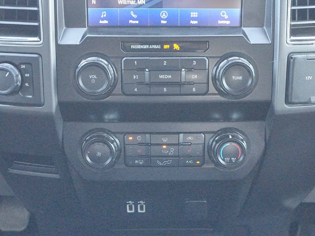 Used 2019 Ford F150 XLT w/ Equipment Group 302A Luxury AWD/4WD image 32