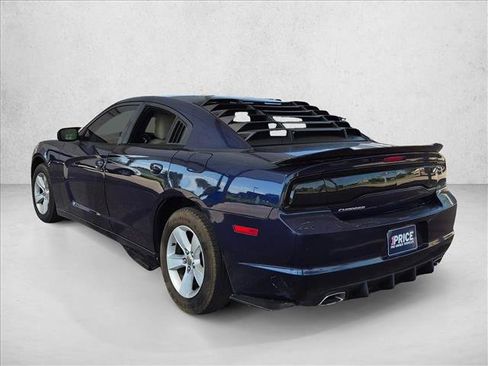 Used 2014 Dodge Charger SE w/ Connectivity Group RWD image 8