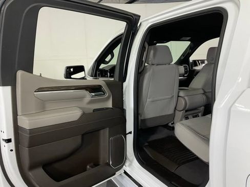 Used 2024 GMC Sierra 1500 SLE AWD/4WD image 33