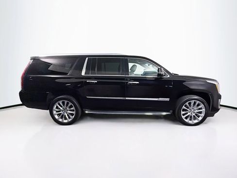 Used 2018 Cadillac Escalade ESV Luxury AWD/4WD image 9