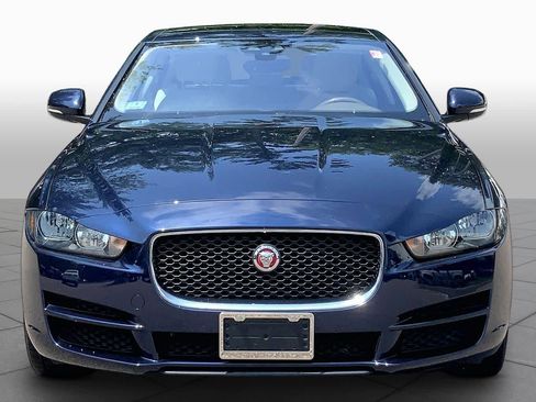 Used 2019 Jaguar XE Premium AWD/4WD image 4