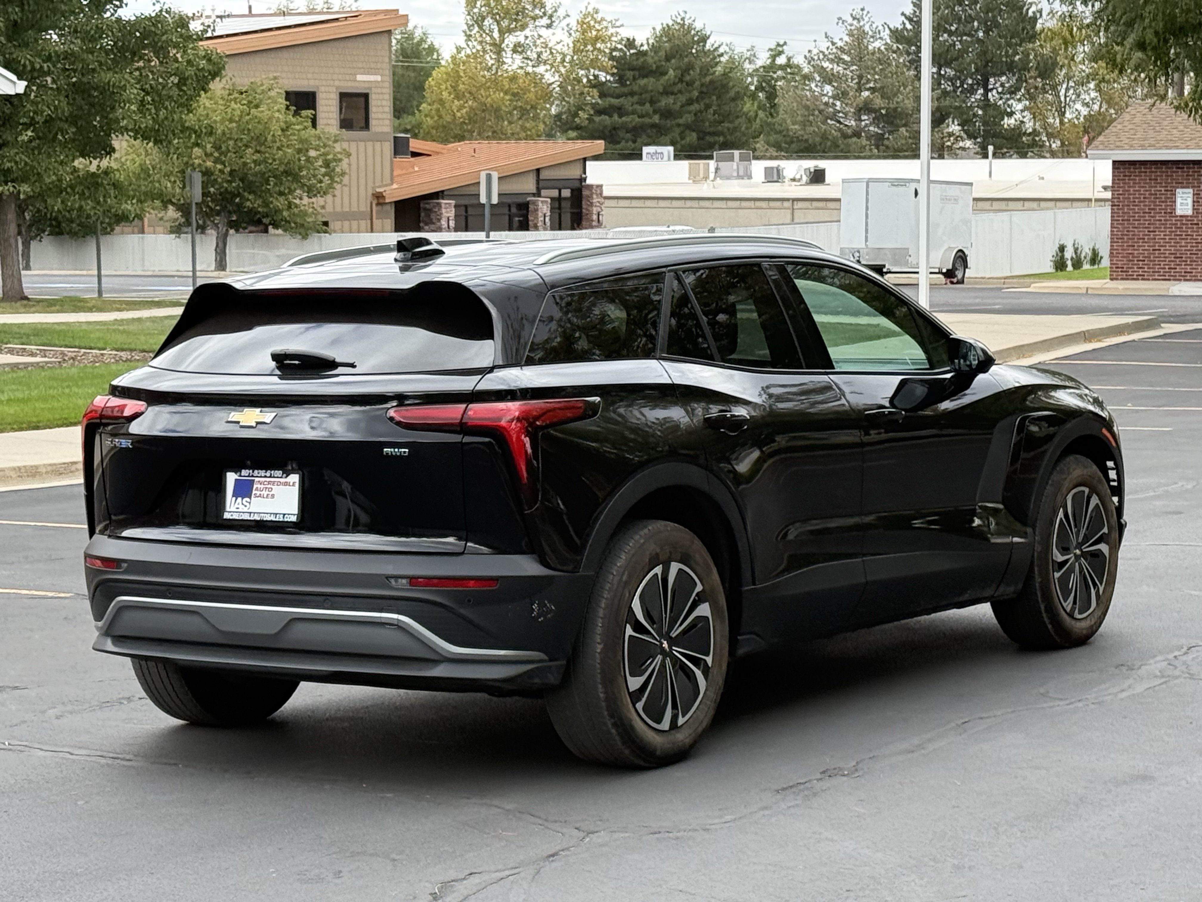 Used 2024 Chevrolet Blazer EV LT AWD/4WD image 8