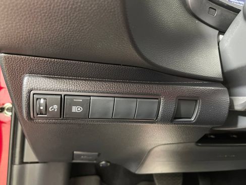 Certified 2026 Toyota Corolla SE w/ SE Package FWD image 27