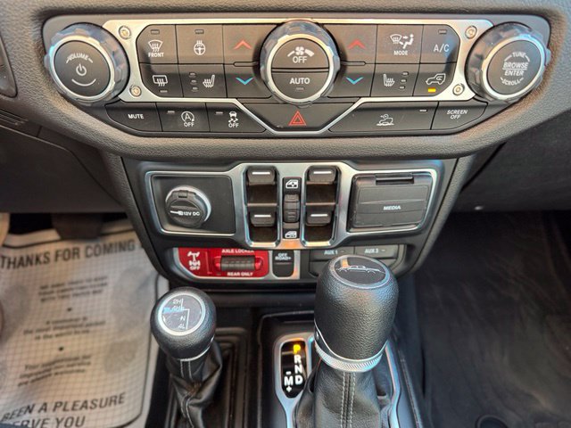 Used 2024 Jeep Gladiator Sport AWD/4WD image 17