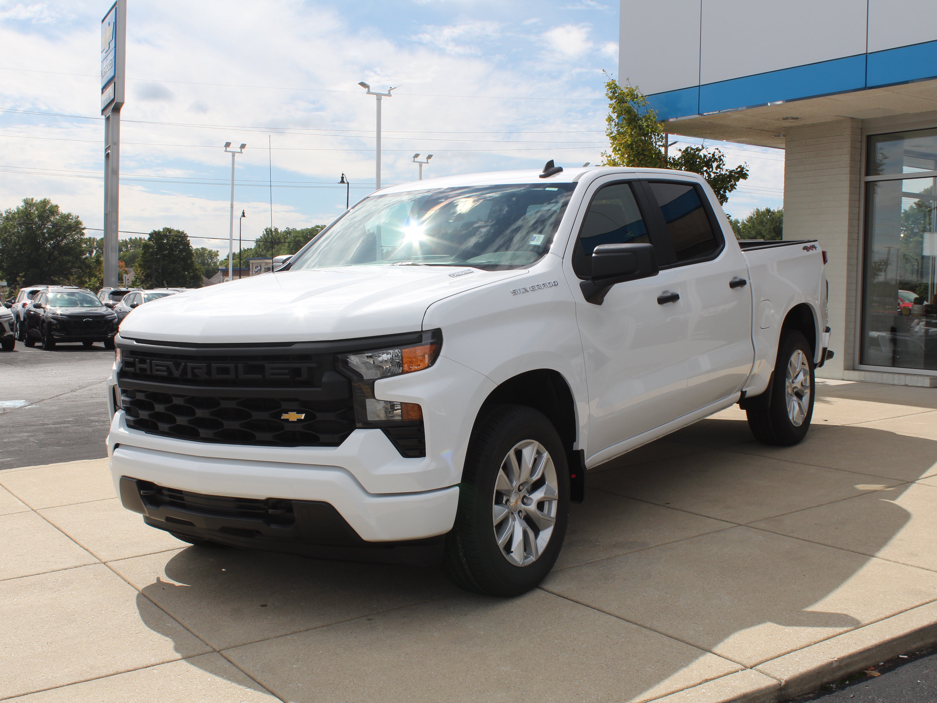 New 2026 Chevrolet Silverado 1500 Custom AWD/4WD image 10